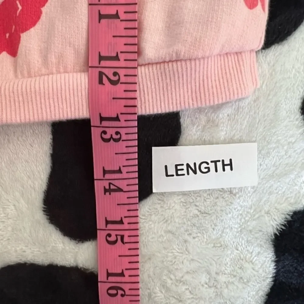 Baby Girl's Carter's 2 piece set Raspberry Sweater‎ and Short Set 6 months
